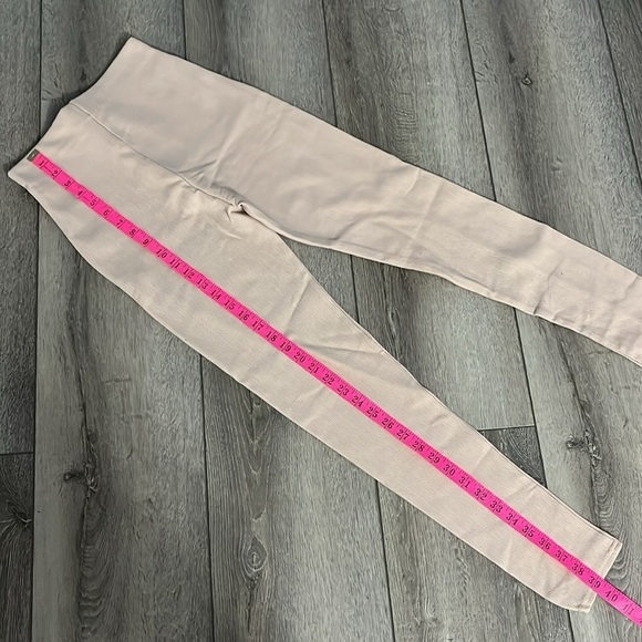 Dorothy Perkins stone ribbed high waist laying flat Inseam front rise leggings - Picture 7 of 8